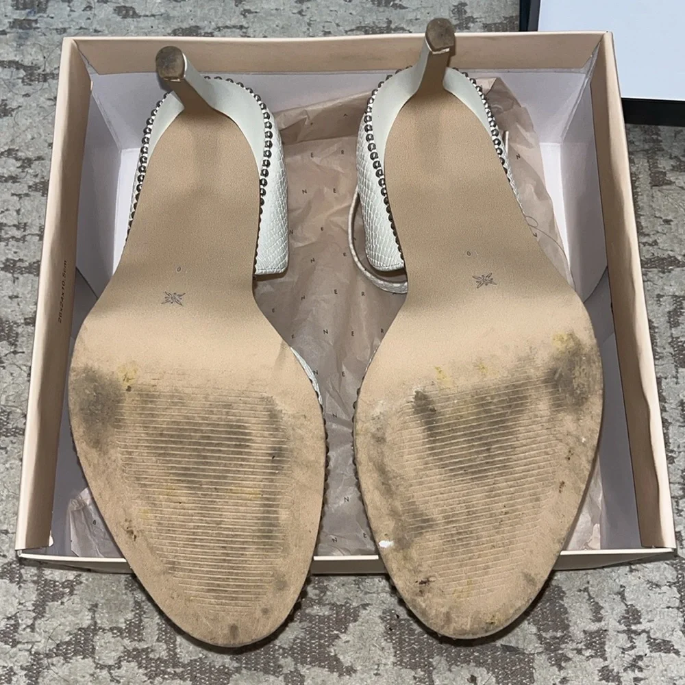 BCBG white Jessika dress sandals - Size 10 - Picture 7 of 8